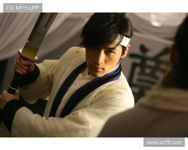 光影中的君子气质:胡歌主演的电视剧带你走进宁静与热血的世界 光影中的君子气质:胡歌主演的电视剧带你走进宁静与热血的世界